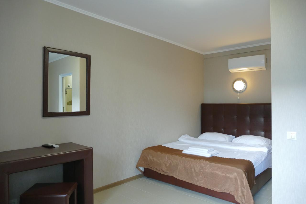 Astoria Comfort Hotel New Athos ภายนอก รูปภาพ